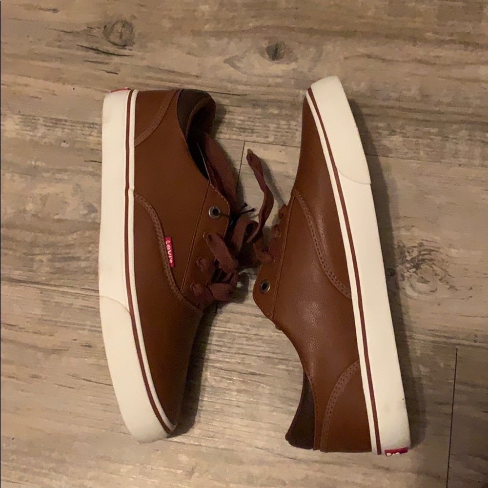 Levi’s Ethan Low Tops